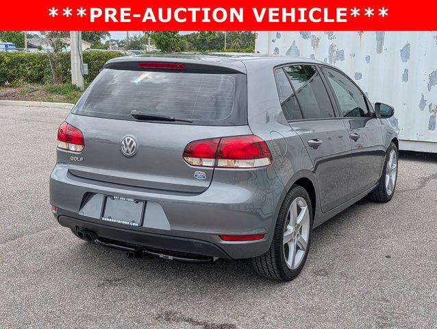 2013 Volkswagen Golf 2.5L 4-Door