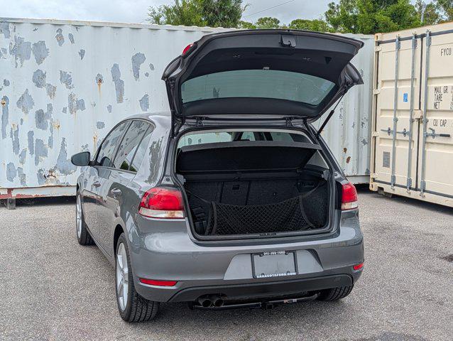 2013 Volkswagen Golf 2.5L 4-Door