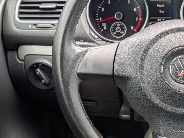 2013 Volkswagen Golf 2.5L 4-Door