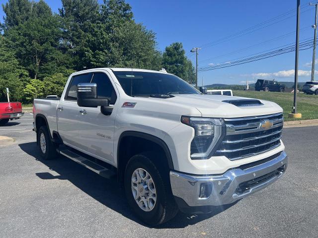 2024 Chevrolet Silverado 3500HD 4WD Crew Cab Standard Bed LTZ