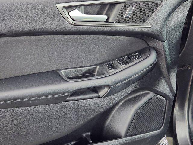 2017 Ford Edge SE