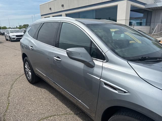 2024 Buick Enclave Essence FWD