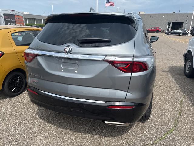 2024 Buick Enclave Essence FWD