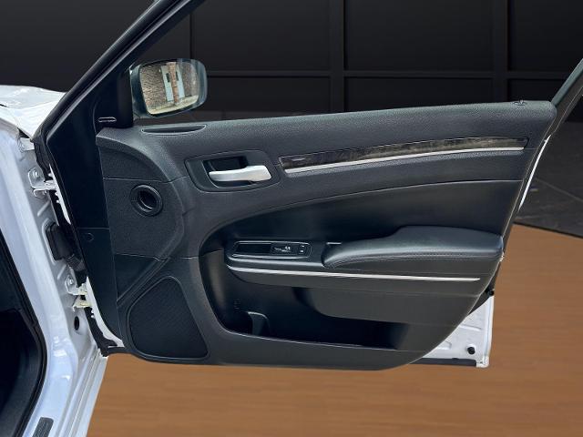 2012 Chrysler 300 Base