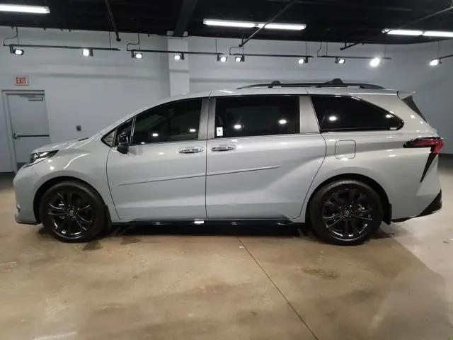 2025 Toyota Sienna XSE
