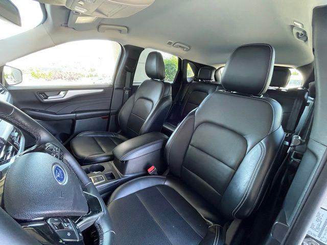 2025 Ford Escape Platinum