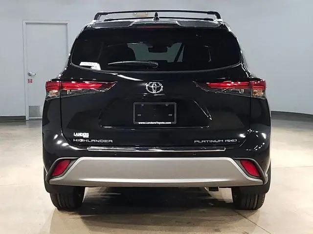 2026 Toyota Highlander Platinum