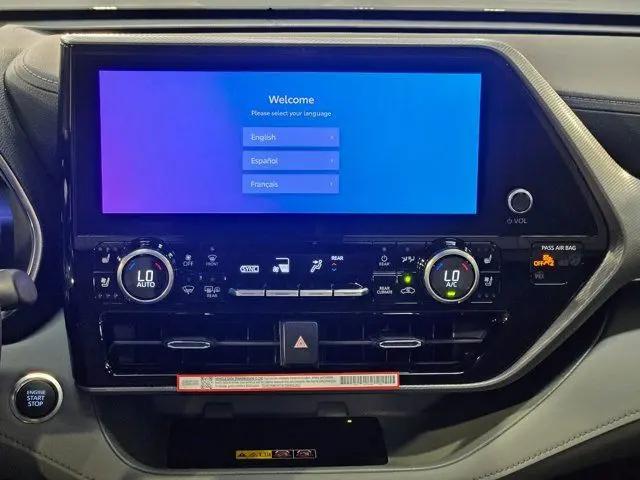 2026 Toyota Highlander Platinum