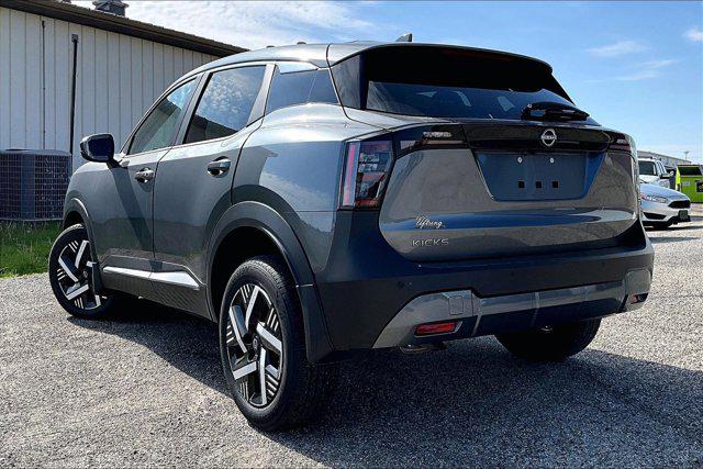 2025 Nissan Kicks SV FWD
