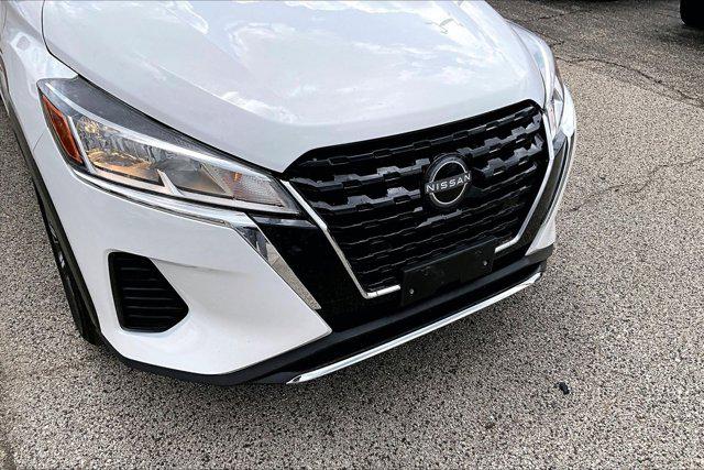 2023 Nissan Kicks SV Xtronic CVT