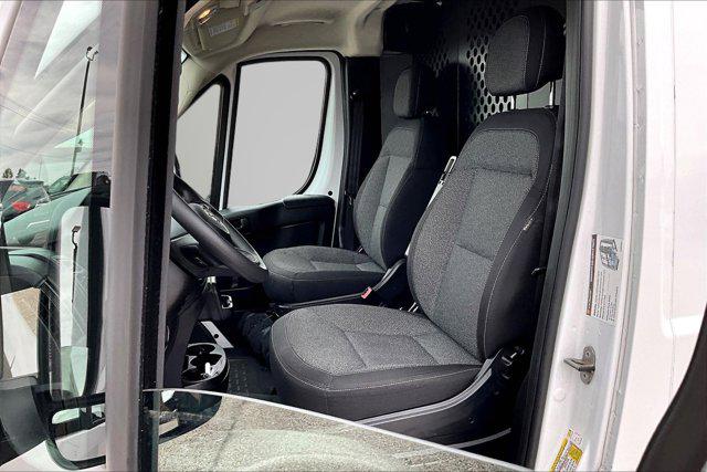 2025 Ram ProMaster 2500 Cargo Van Tradesman Low Roof 136" WB w/Pass Seat
