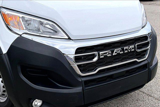 2025 Ram ProMaster 2500 Cargo Van Tradesman Low Roof 136" WB w/Pass Seat