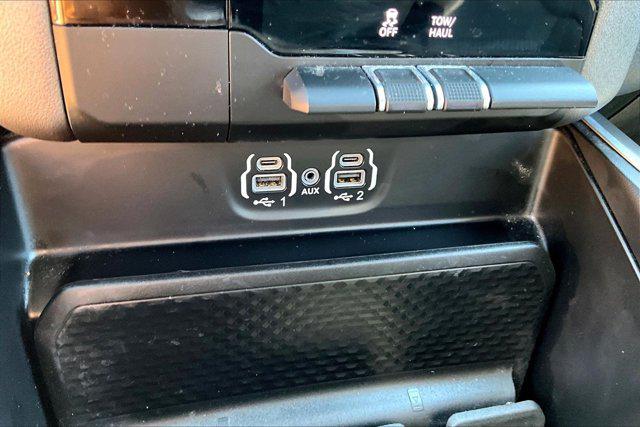2022 Ram 1500 Big Horn Crew Cab 4x4 57 Box