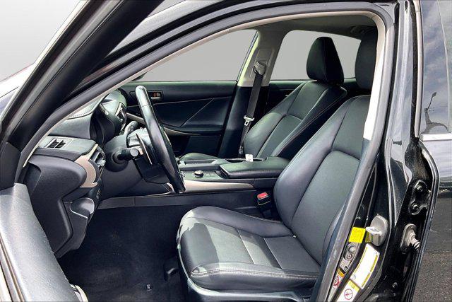 2017 Lexus IS 300 Base