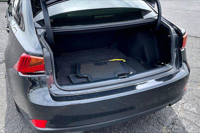 2017 Lexus IS 300 Base