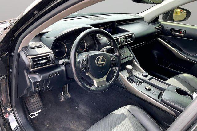 2017 Lexus IS 300 Base