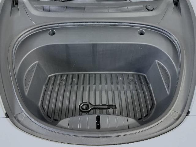 2021 Tesla Model 3 Standard Range Plus Rear-Wheel Drive