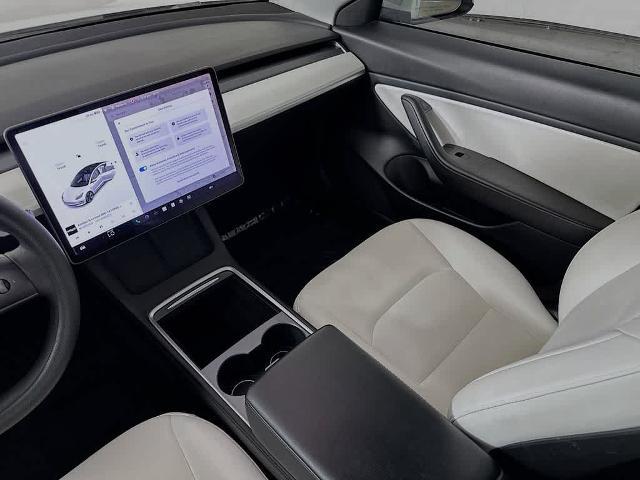 2021 Tesla Model 3 Standard Range Plus Rear-Wheel Drive