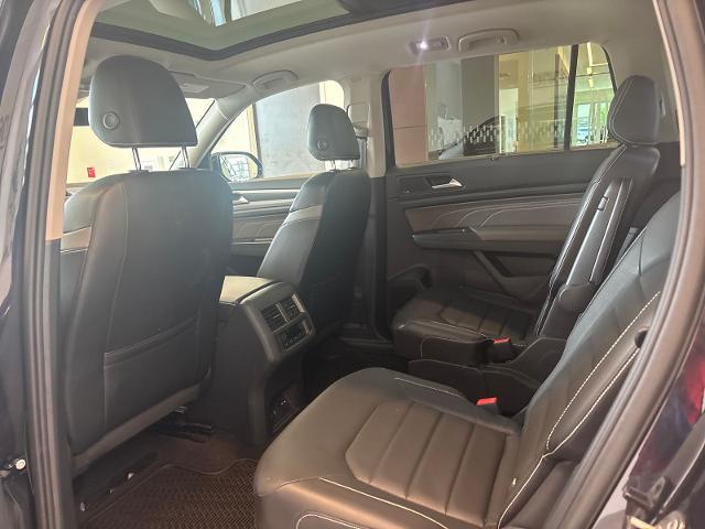 2022 Volkswagen Atlas 3.6L V6 SEL Premium R-Line