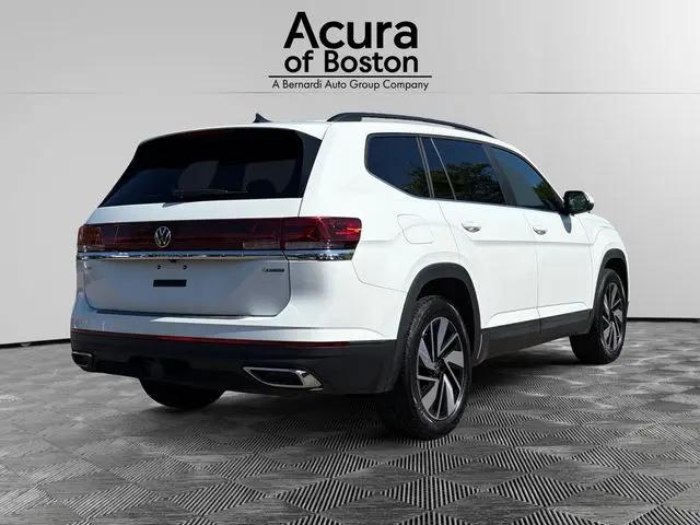 2024 Volkswagen Atlas 2.0T SE w/Technology