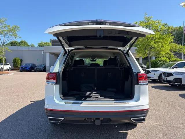 2024 Volkswagen Atlas 2.0T SE w/Technology