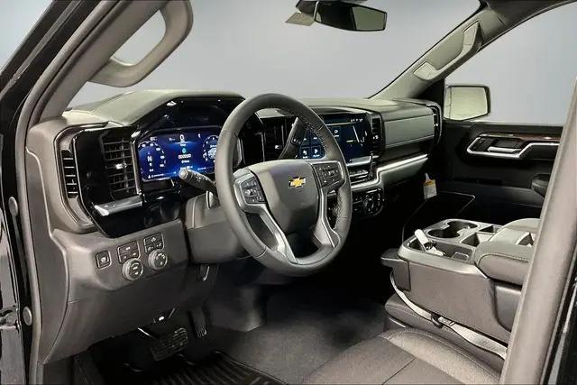 2026 Chevrolet Silverado 1500 4WD Crew Cab Short Bed LT with 2FL