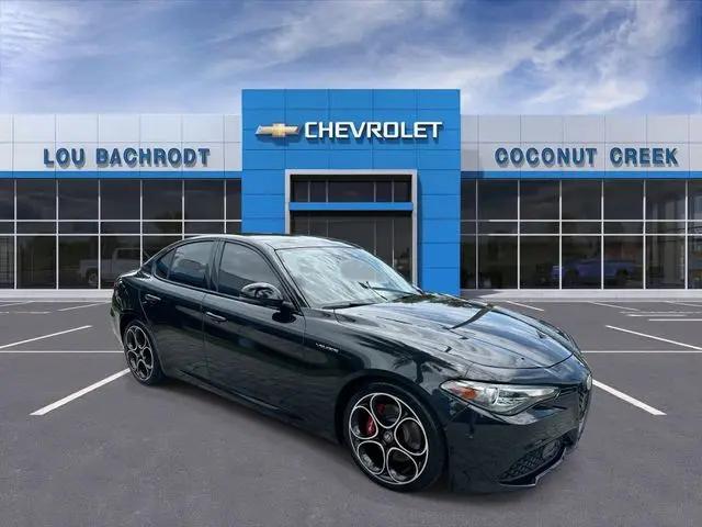 2022 Alfa Romeo Giulia Veloce Ti RWD