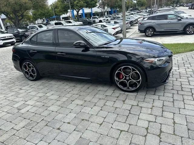 2022 Alfa Romeo Giulia Veloce Ti RWD