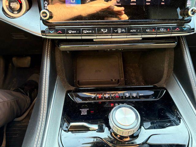 2024 Jeep Wagoneer Series II Carbide 4x4