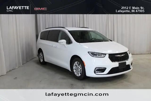 2022 Chrysler Pacifica Touring L for sale in Lafayette, IN