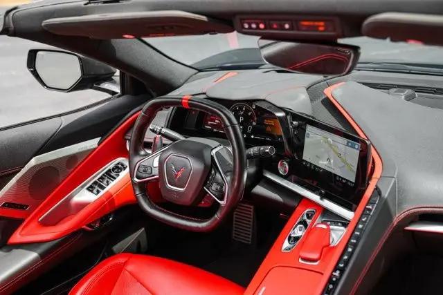 2023 Chevrolet Corvette Stingray RWD Convertible 2LT