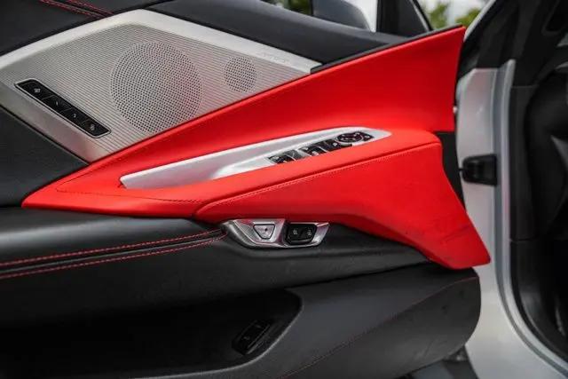 2023 Chevrolet Corvette Stingray RWD Convertible 2LT