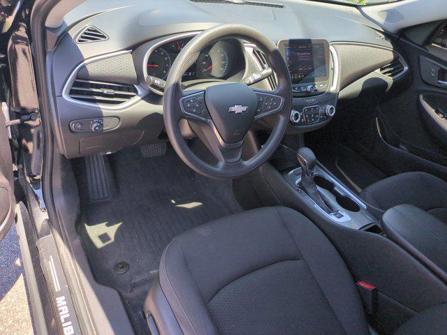 2022 Chevrolet Malibu FWD LT