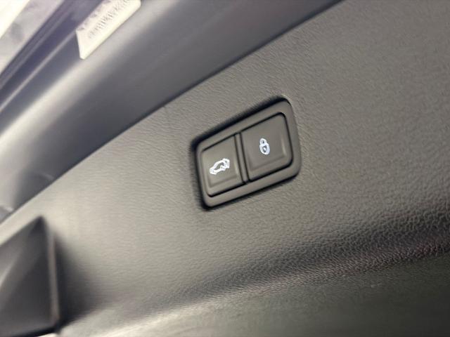 2025 Genesis GV80 2.5T Standard AWD
