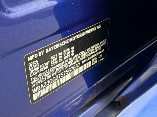 2025 BMW Coupe xDrive