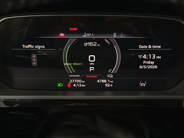 2021 Audi e-tron Premium quattro