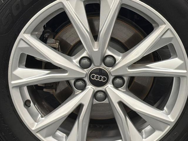 2024 Audi Q3 Premium 45 TFSI S line quattro Tiptronic