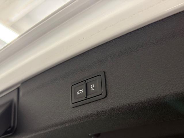 2024 Audi Q3 Premium 45 TFSI S line quattro Tiptronic
