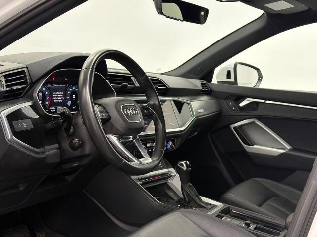 2024 Audi Q3 Premium 45 TFSI S line quattro Tiptronic