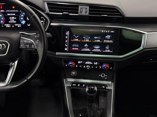 2024 Audi Q3 Premium 45 TFSI S line quattro Tiptronic