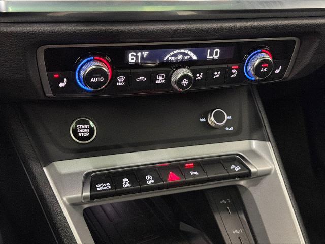 2024 Audi Q3 Premium 45 TFSI S line quattro Tiptronic