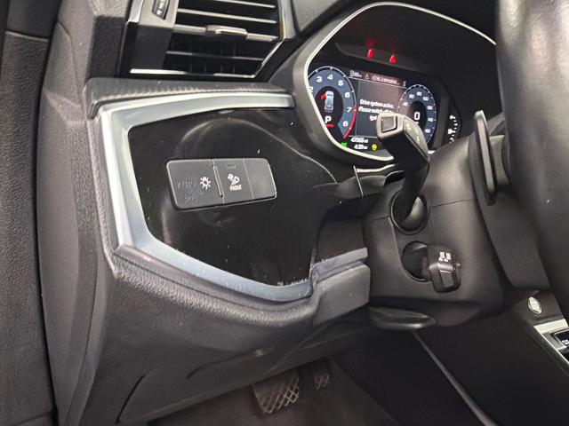 2024 Audi Q3 Premium 45 TFSI S line quattro Tiptronic