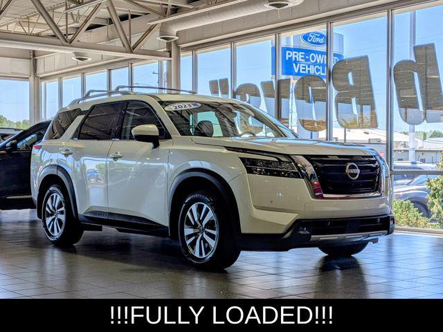 2023 Nissan Pathfinder SL 4WD