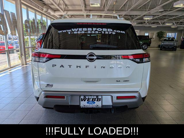 2023 Nissan Pathfinder SL 4WD