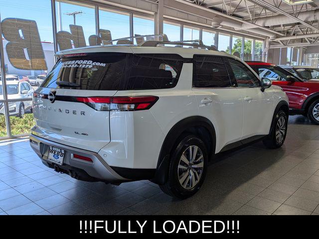 2023 Nissan Pathfinder SL 4WD