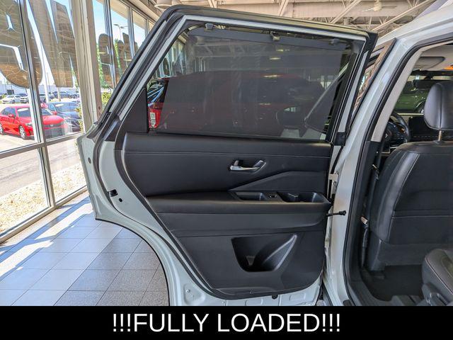 2023 Nissan Pathfinder SL 4WD