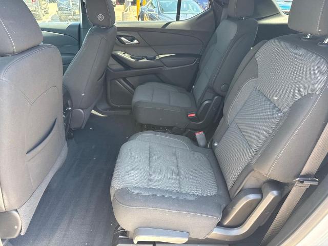 2022 Chevrolet Traverse FWD LT Cloth