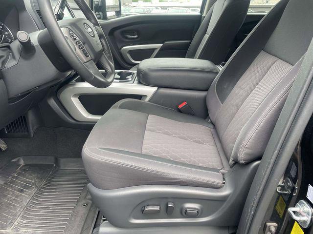 2024 Nissan Titan XD Crew Cab SV 4x4