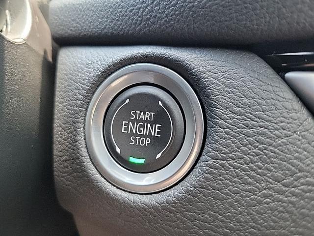 2025 Cadillac XT4 AWD Sport