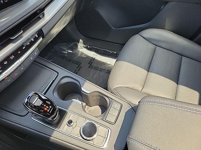 2025 Cadillac XT4 AWD Sport